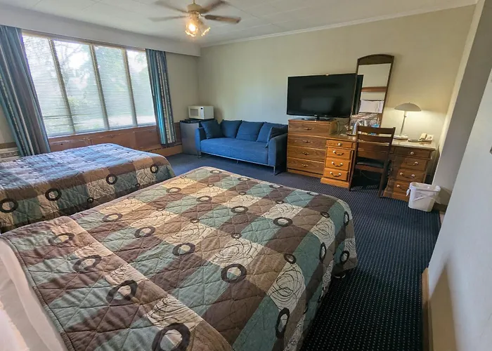 Mariner Motor Hotel